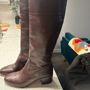 Michael Kors burgundy/ dark brown boots! 🤎